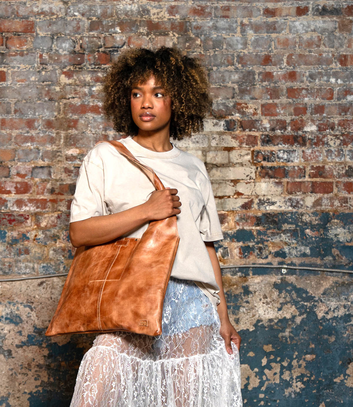 Ariel II Tan DD Handbag