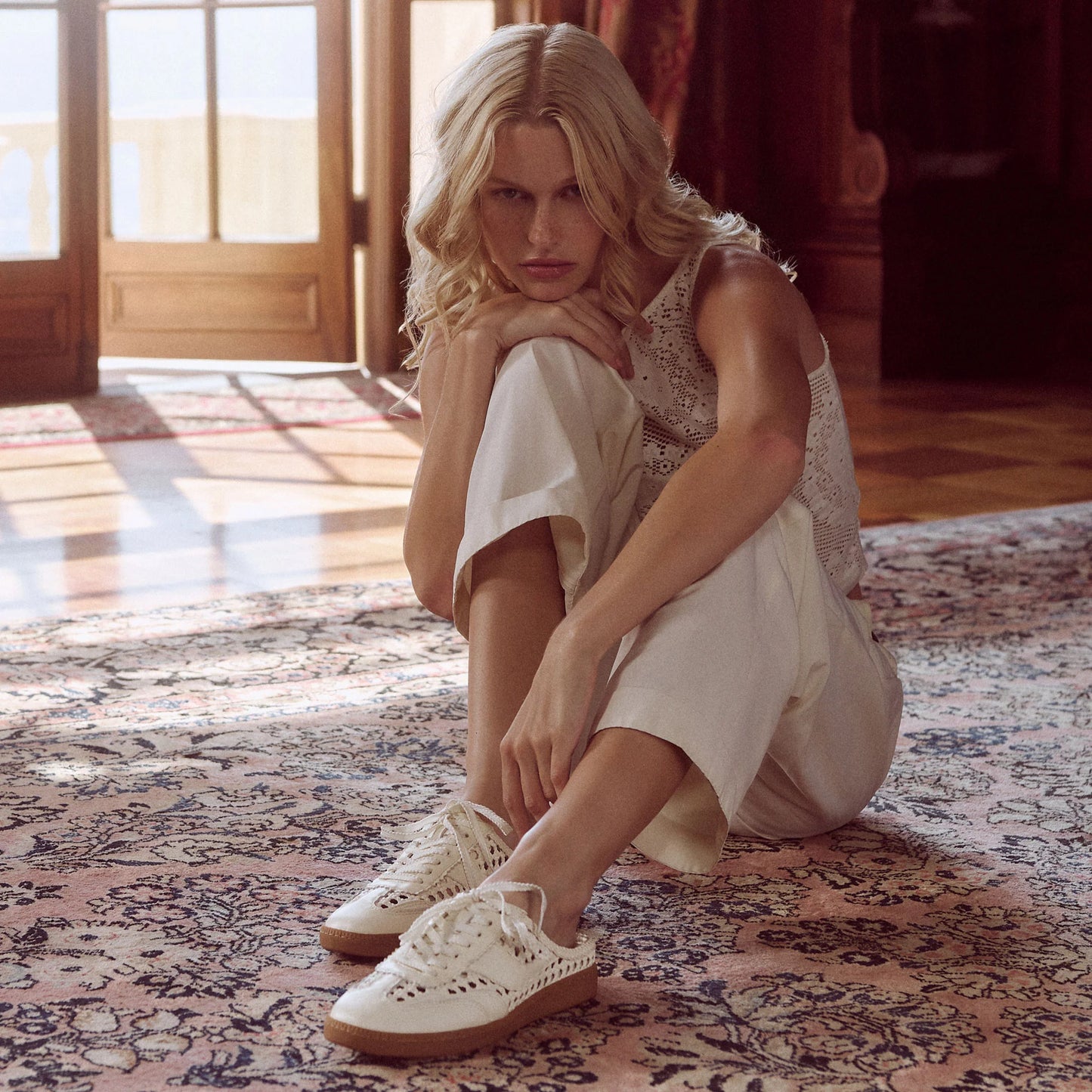 Notice Slide Off White Sneakers