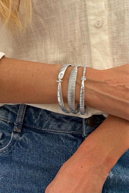 Elegant Fish Silver Bracelet Set