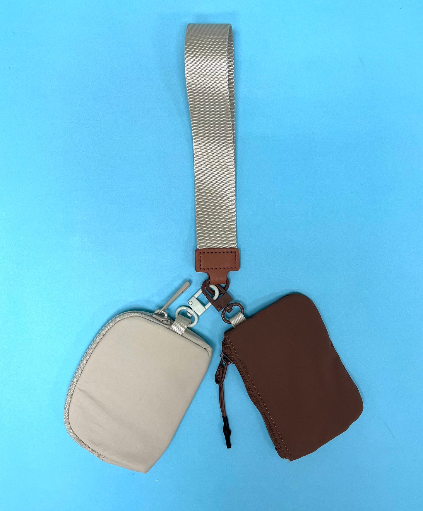 Double Pouch Brown/Ivory Wristlet