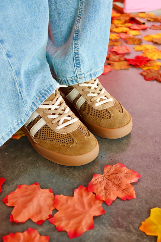 Verdict Tan Multi Sneakers