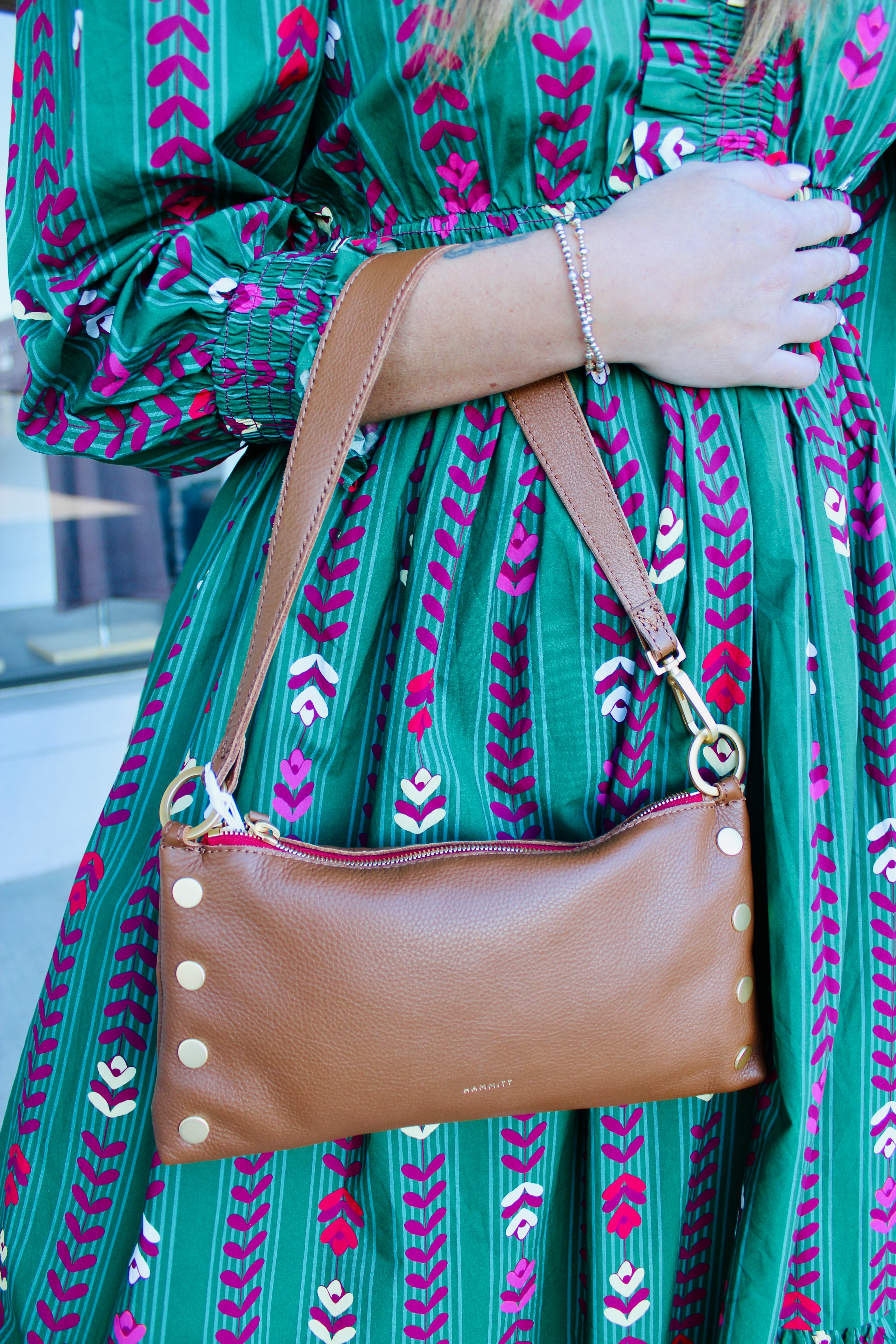 エレガントなキルトカバレット Kyle Small Mahogany Pebble/Brushed Gold Red Zip Handbag – Ribbon Chix