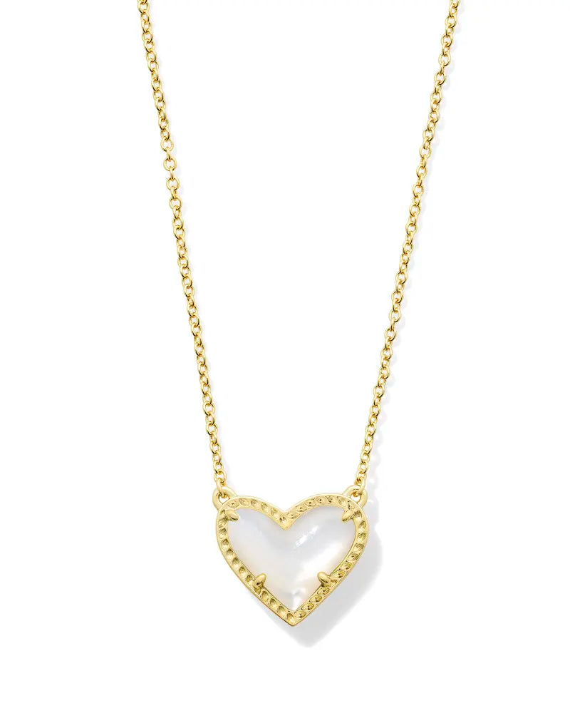 Ari Heart Gold Pendant Necklace in Ivory Mother-of-Pearl