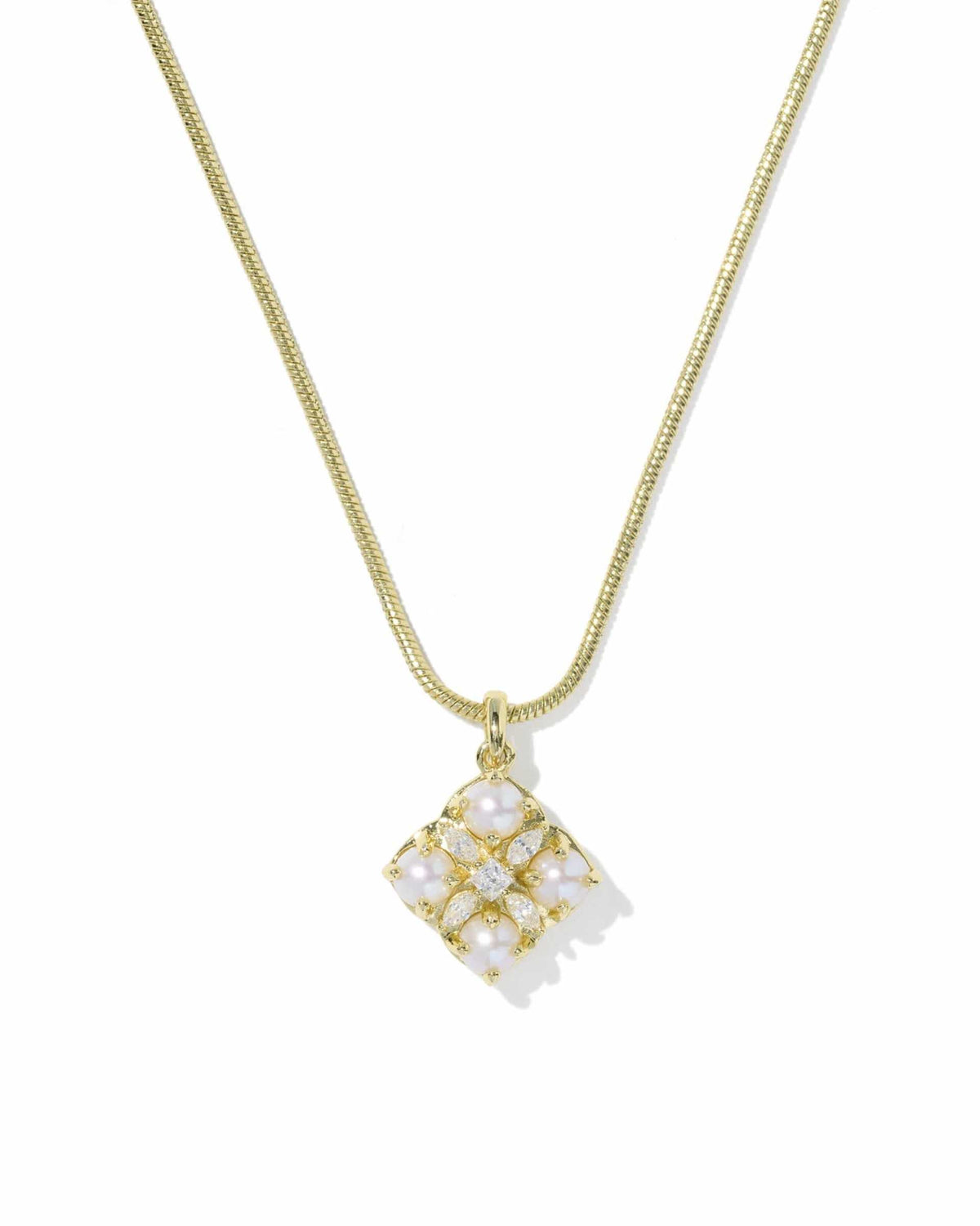 Dira Pearl Pendant Gold Necklace