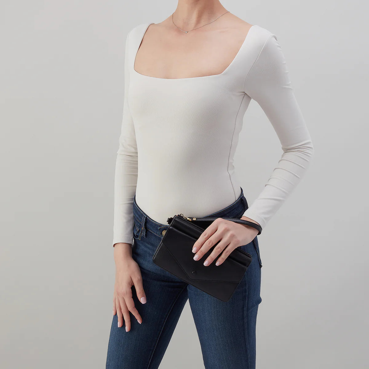 Goldie Black Wristlet