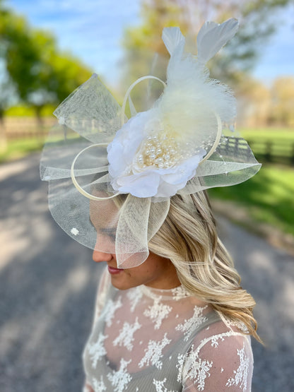 Derby Dazzle Ivory Fascinator