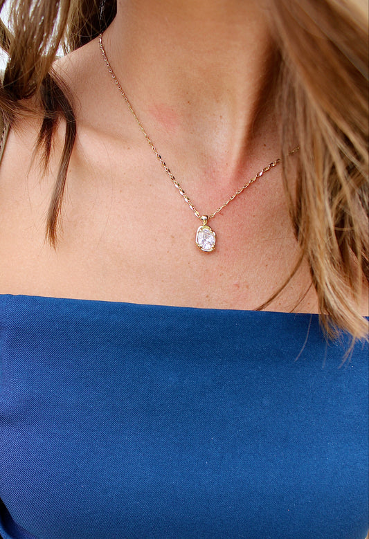 Birdie Necklace