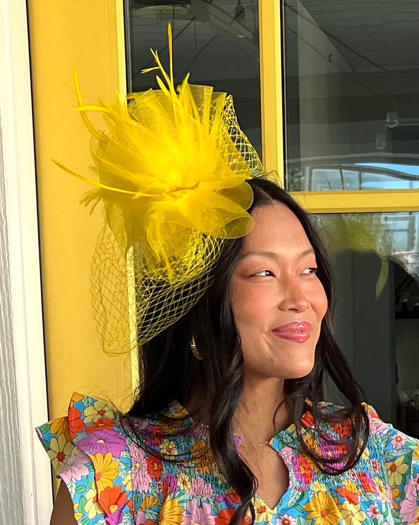 Jockey Skills Yellow Fascinator