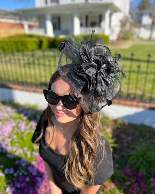 Place Your Bet  Black Fascinator