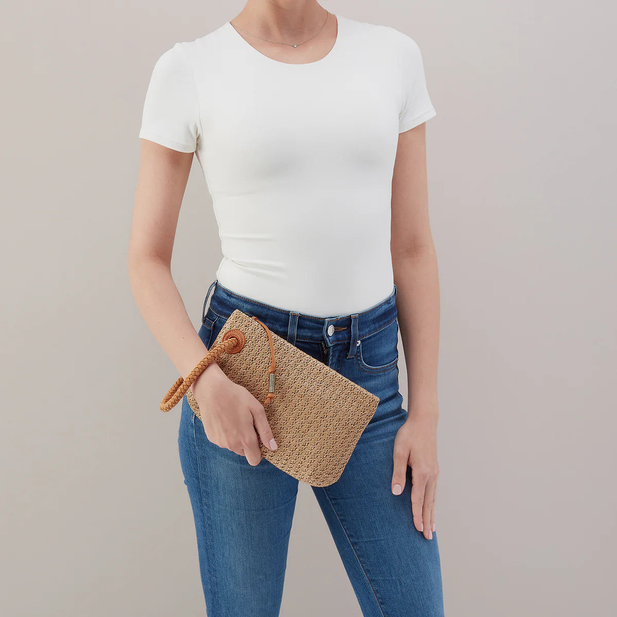 Daisy Daze Meadow Woven Straw Large Wristlet