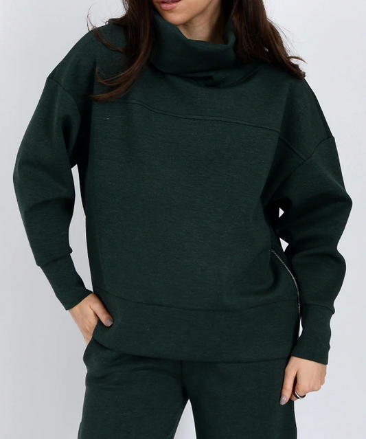 Fillana Mel Pine Mel Pullover Top