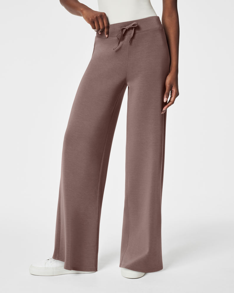 AirEssentials Smoke Wide Leg Pant