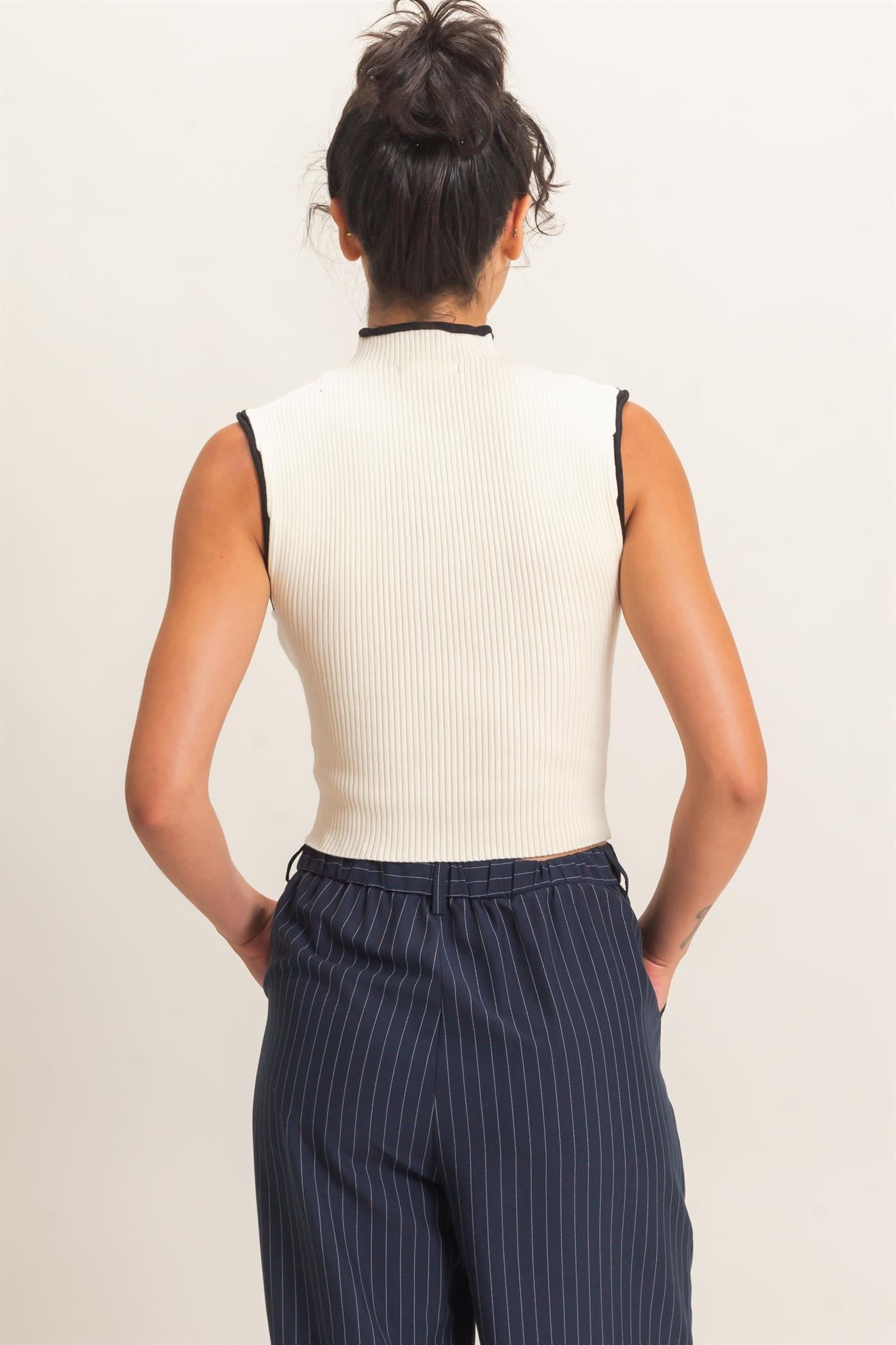 Contrast Interest Top