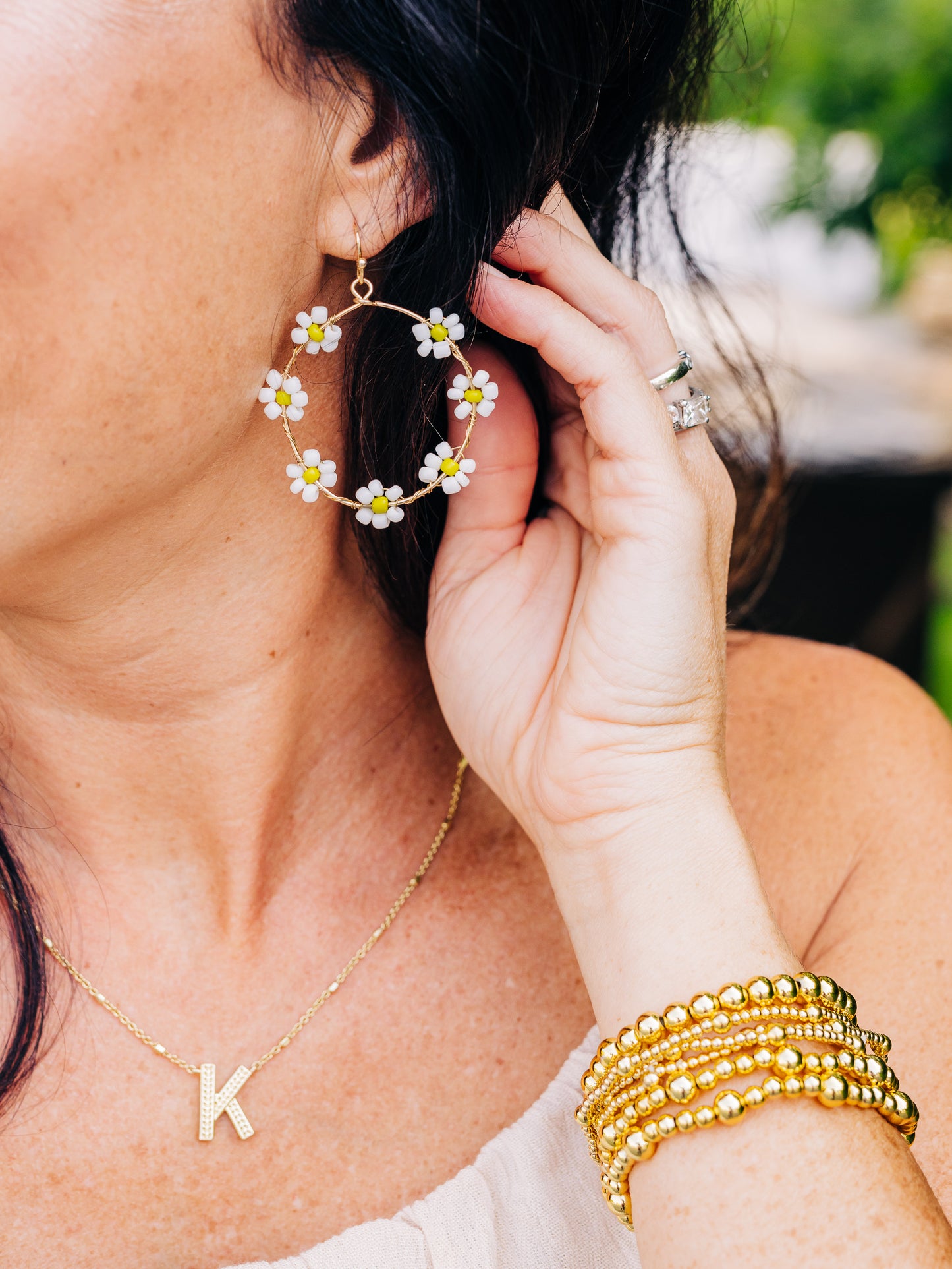 Queen of Florals White Earrings