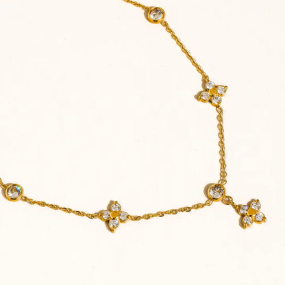 Aveline Floral Chain Necklace