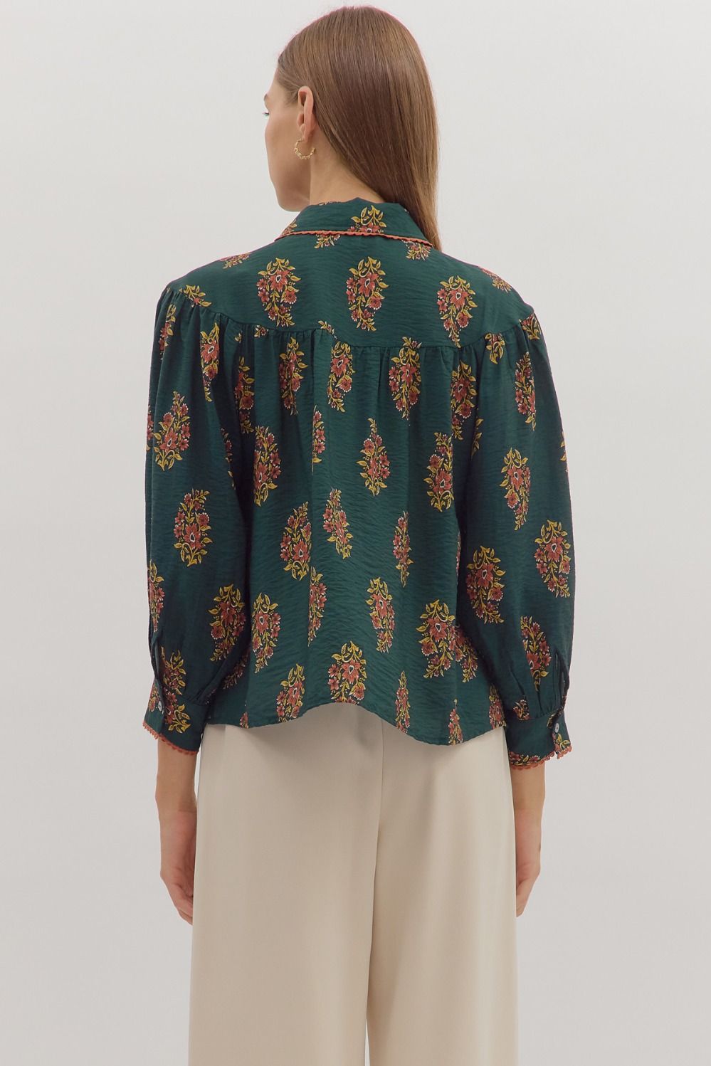 Looking For Elegance Top