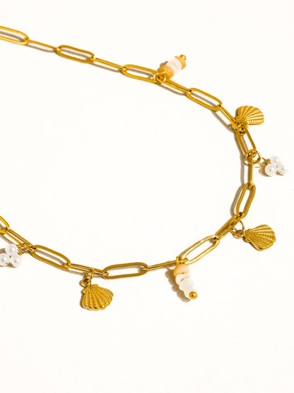 June Seashells Charm Necklace