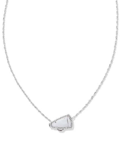 Cheer Silver Short Pendant Necklace in White Mother-of-Pearl