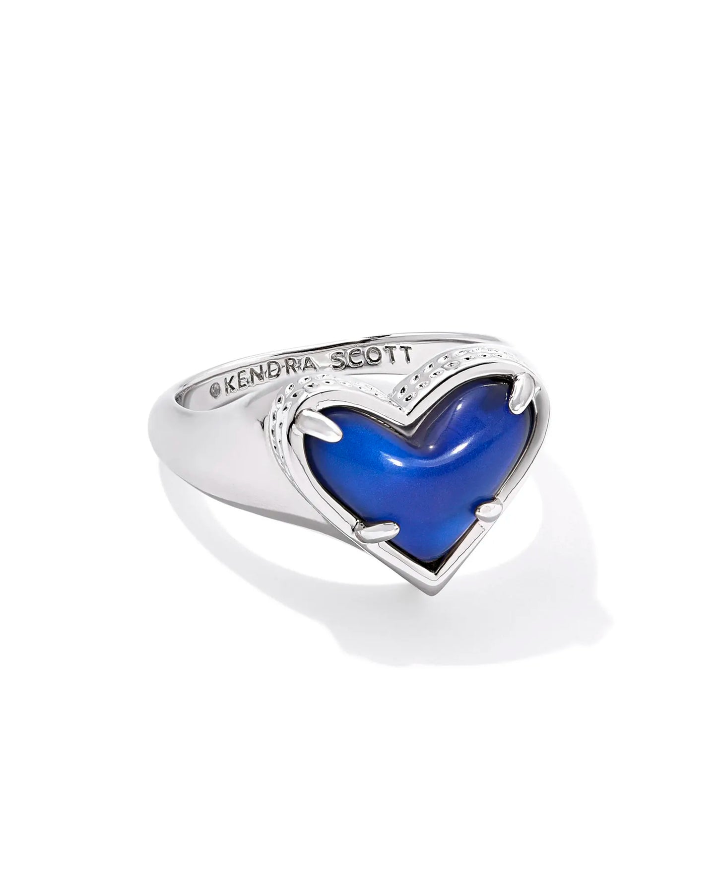 Framed Ari Heart Silver Band Ring in Mood Stone