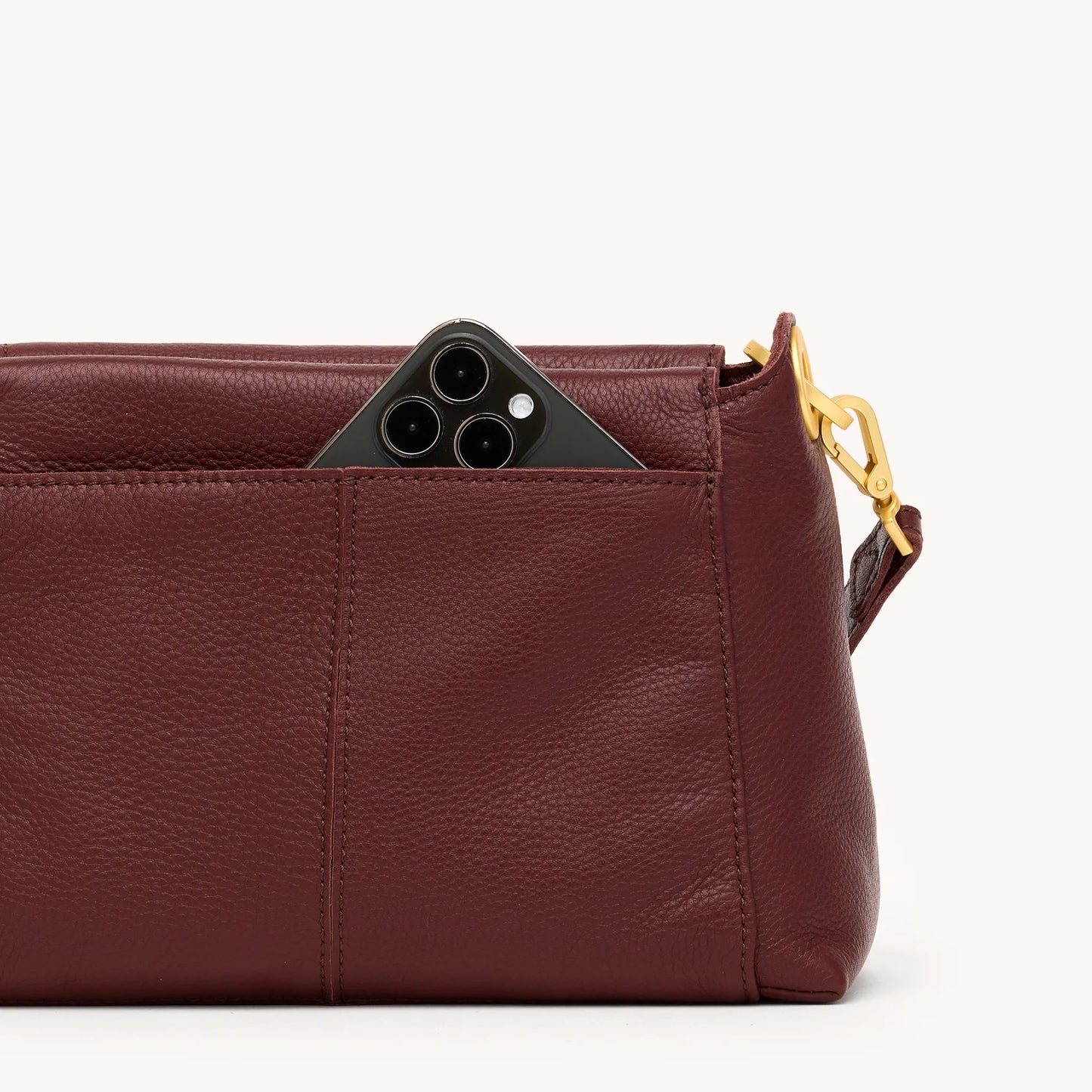 Bryant Med Cherrywood Pebble/Brushed Gold Handbag