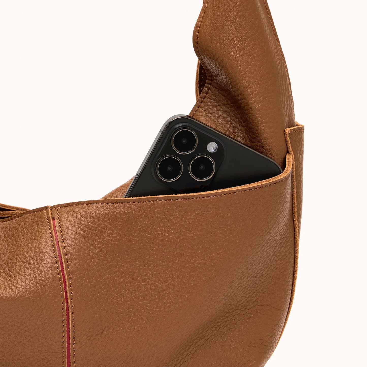 Tom Zip Med Mahogany Pebble/Brushed Gold Red Zip Handbag