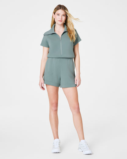 AirEssentials Half Zip Fenel Romper