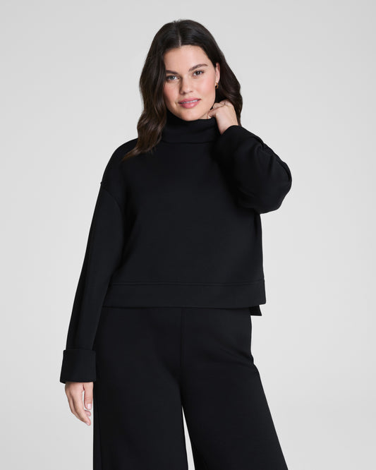 Airessentials® Turtleneck Very Black Top