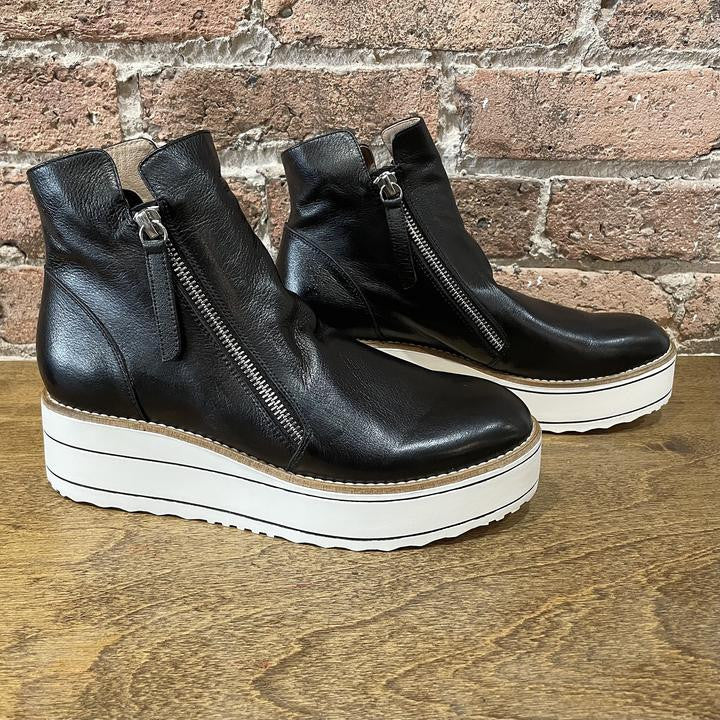 Nene Zip Black Boots