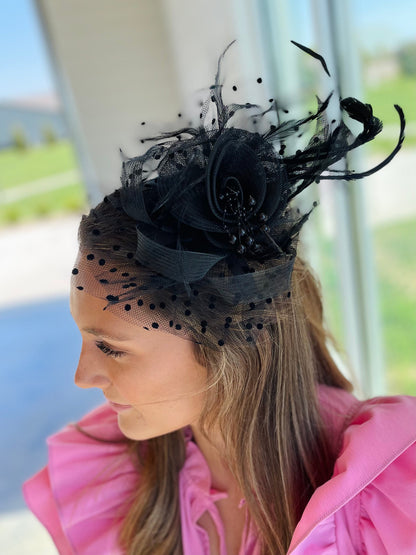 Bet to Win Black Fascinator