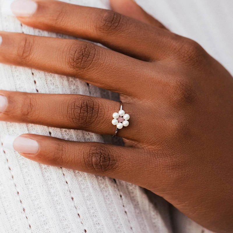 Bitty Pearl Flower Silver Ring