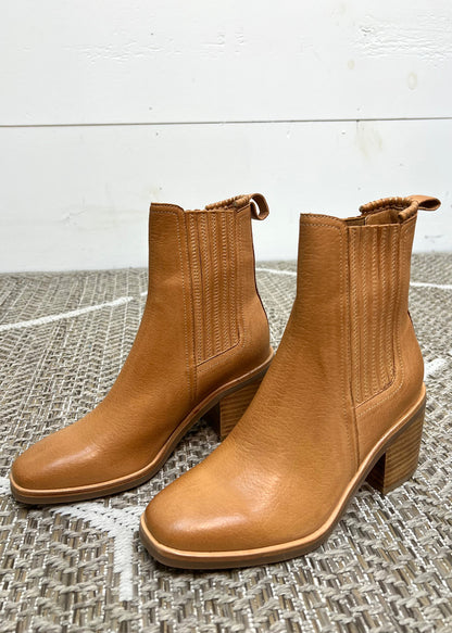 Naydo Heeled Tan Natural Ankle Boots